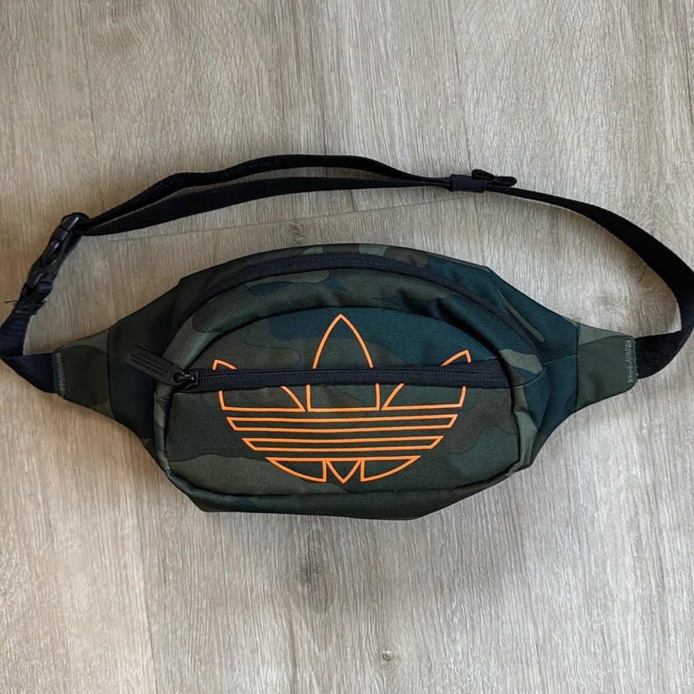 Adidas Belt Bag: Camouflage